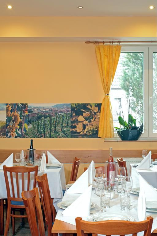 Konukevi Wine Prag
